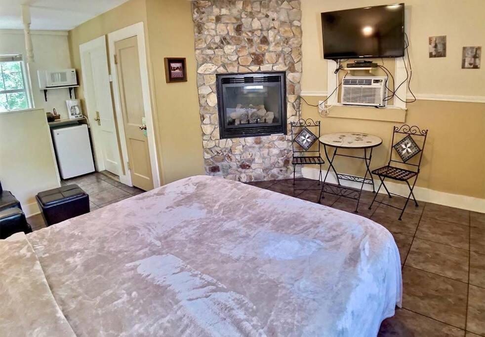 Tuscany Dream Rock Cottage/#8 Eureka Springs Ngoại thất bức ảnh
